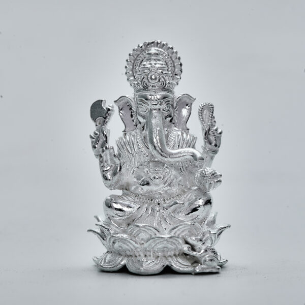 LOTUS GANESH