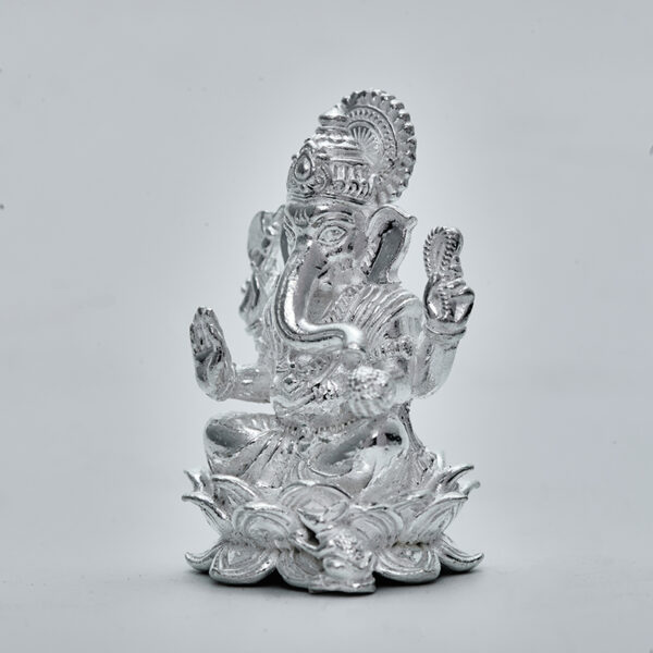 LOTUS GANESH