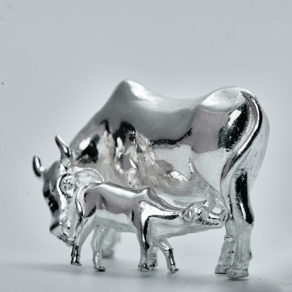 PLAIN COW AND CALF