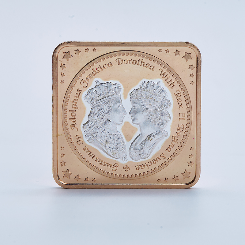 KING QUEEN COIN