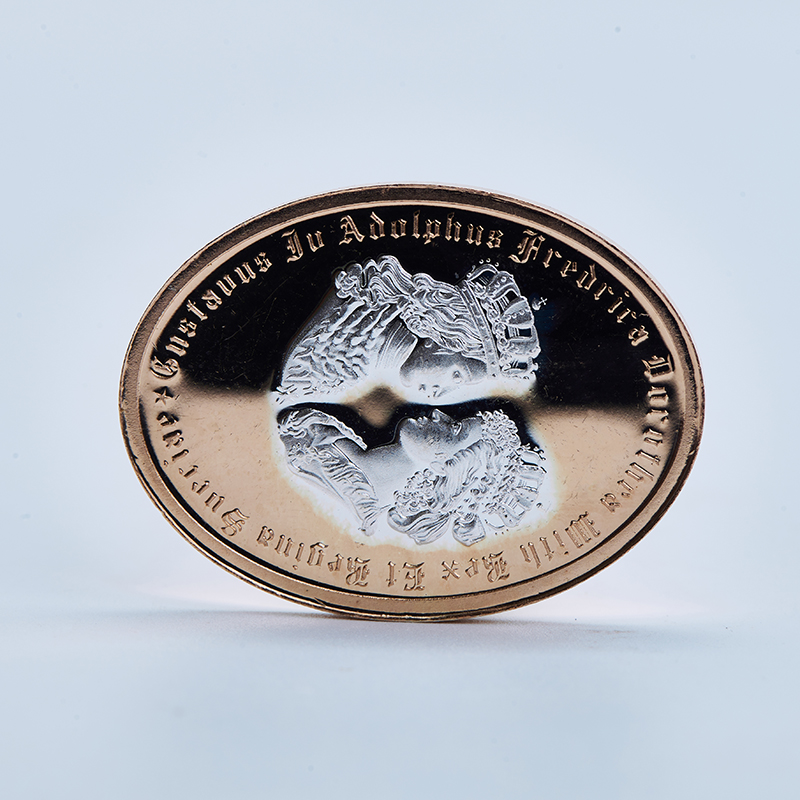 KING QUEEN COIN